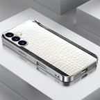 White Crocodile Pattern Electroplated Silver Glass Case
