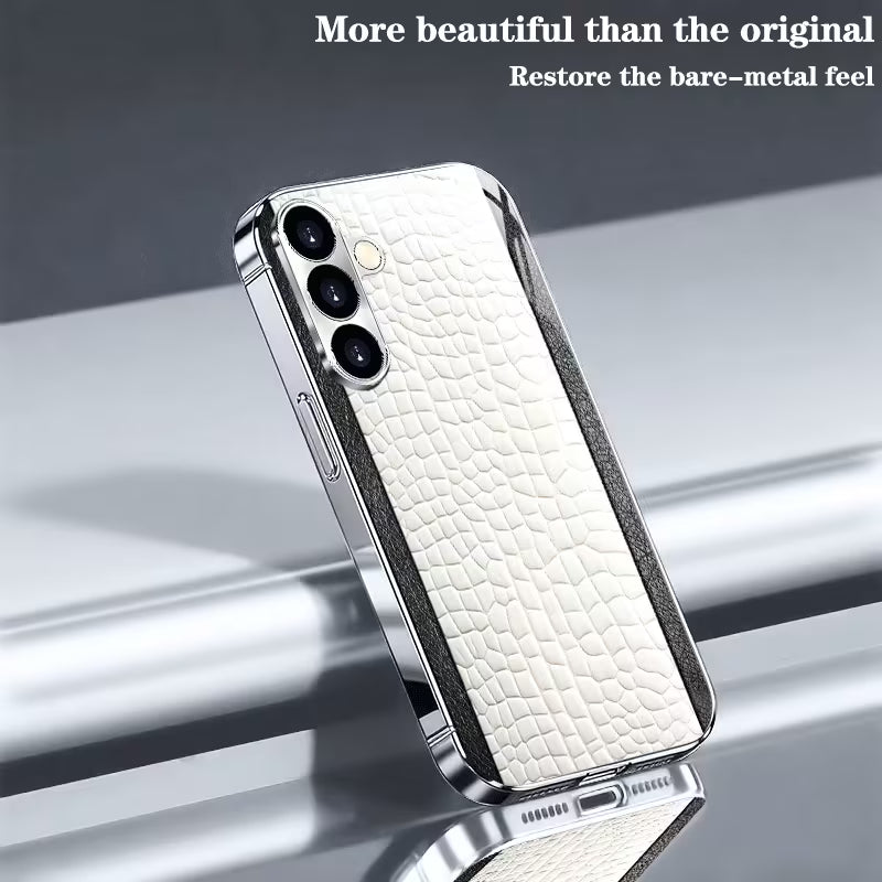 White Crocodile Pattern Electroplated Silver Glass Case