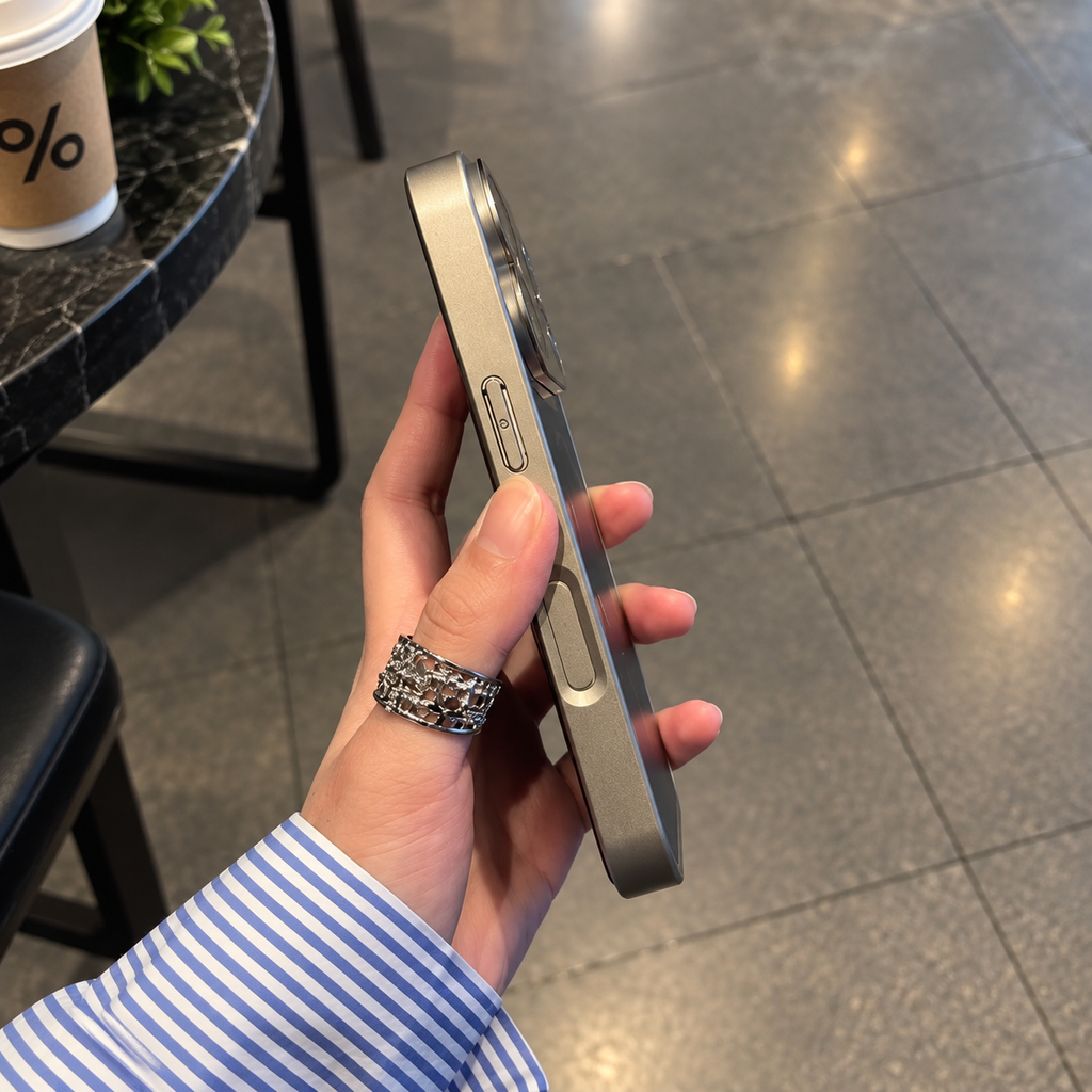Ivory Mirage Case
